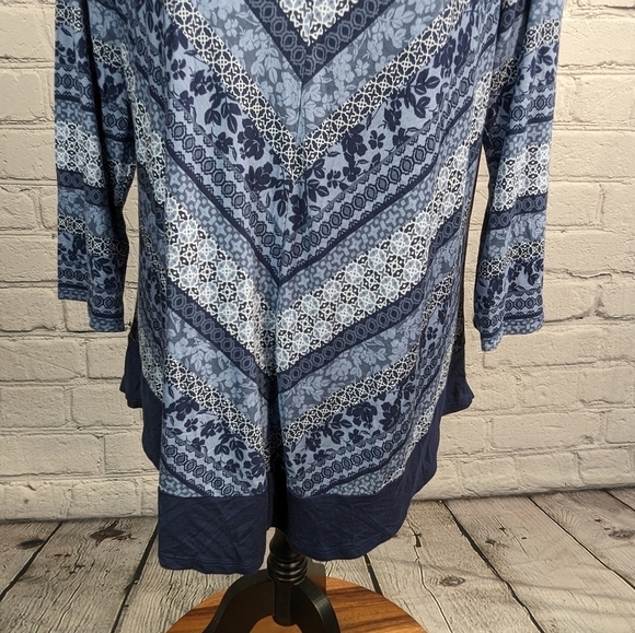 Croft & BARROW WOMENS LONG SLEEVE STRETCH KNIT GEOMETRIC PRINT PLUS SIZE 2X B23 - Picture 8 of 10